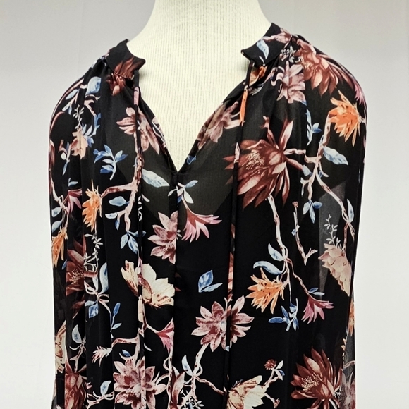 By Together Floral Semi Sheer Drop Waist Maxi Dress in Black Size L NWT - Picture 4 of 9